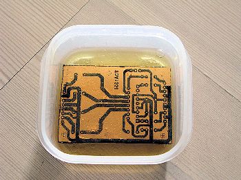 Etching PCBs with FeCl3