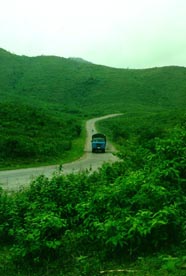 copied without permission from: http://www.nada.kth.se/~olofr/vietnam/landscape.html
