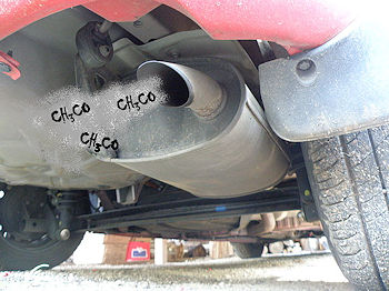 Incompletely combusted fuel in internal combustion engines: Matthew Paul Argall, Public domain, via Wikimedia Commons