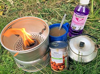 Methylated spirit camping stove