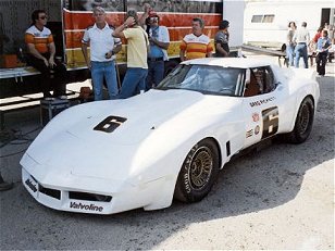 Kevlar Corvette - photo from- http://vette.automotive.com/58948/vemp-0702-kevlar-c3-corvettes/index.html