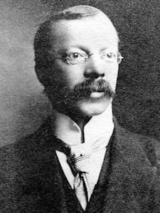 Dr Crippen in 1910
