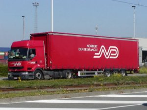 Renault Premium Picture of a Renault truck